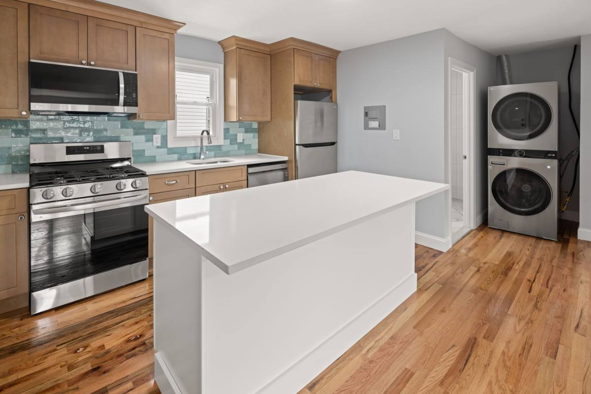 Apartment for rent at 140 Nash St, New Haven, CT 06510