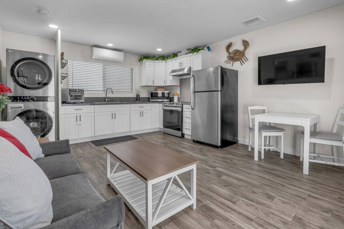 Apartment for rent at 16919 Daphne Ave, Torrance, CA 90504