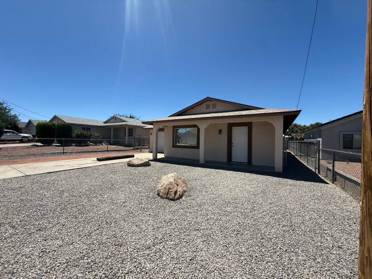 House for rent at 3249 Lomalai St, Kingman, AZ 86401