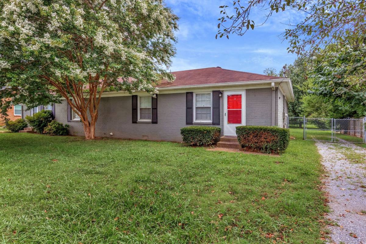 1143 Veterans Parkway, Murfreesboro, TN 37128
