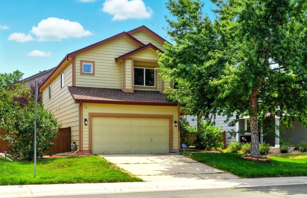 House for rent at 2176 Ashwood Place, Littleton, CO 80129