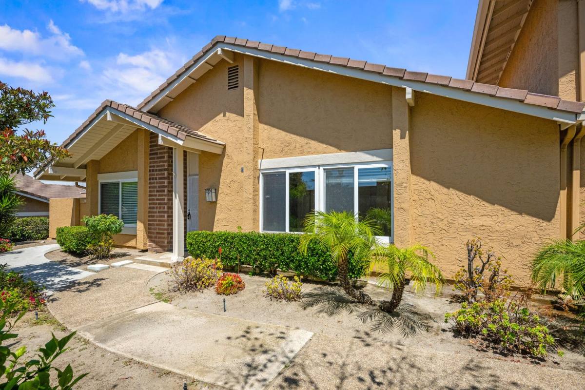 House for rent at 17446 Ashburton Rd, San Diego, CA 92128