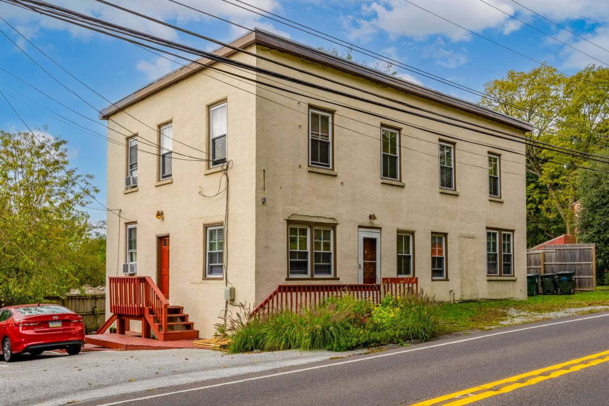 Apartment for rent at 1406 W Strasburg Rd, West Chester, PA 19382