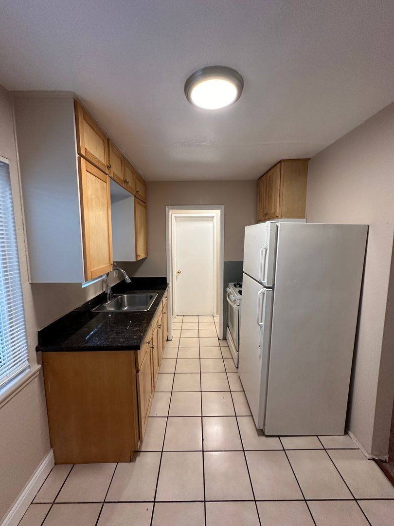 Apartment for rent at 7828 International Blvd, Oakland, CA 94621