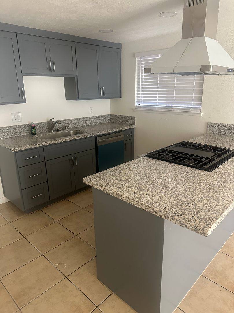 Apartment for rent at 3005-3007 Carver Rd, Modesto, CA 95351