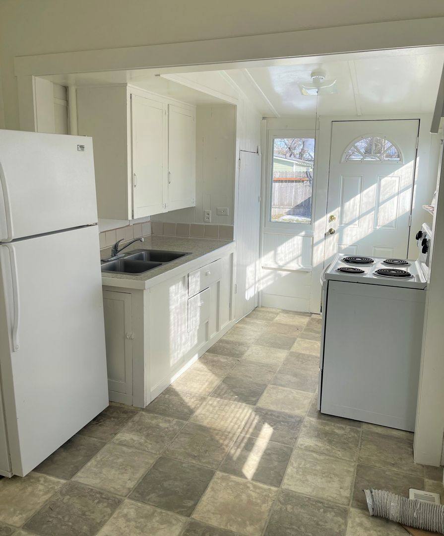 House for rent at 194 Jackson St, Twin Falls, ID 83301