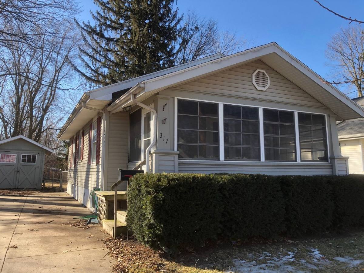 House for rent at 317 Glenn Ave, Normal, IL 61761