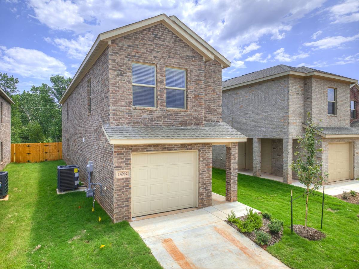 House for rent at 14902 Razorbill Dr, Oklahoma City, OK 73134