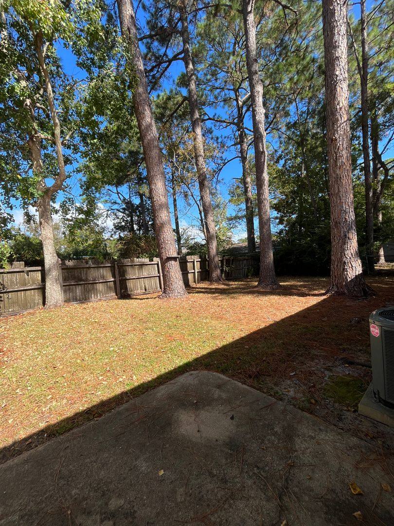 House for rent at 841 Meadow Lane, Fort Walton Beach, FL 32547