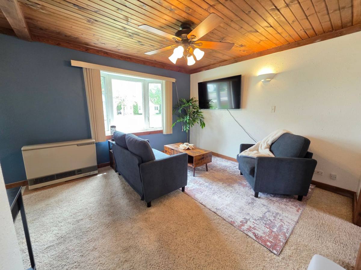 Apartment for rent at 840 Lincoln St, Wisconsin Rapids, WI 54494