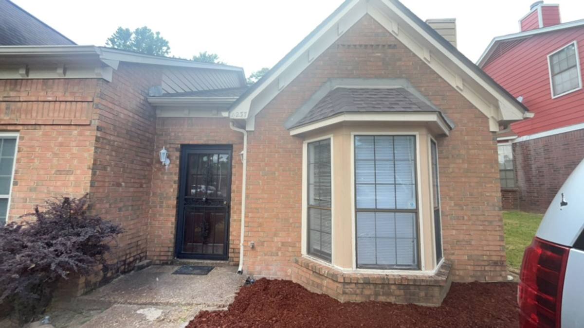 House for rent at 4237 Cedartree Dr, Memphis, TN 38141