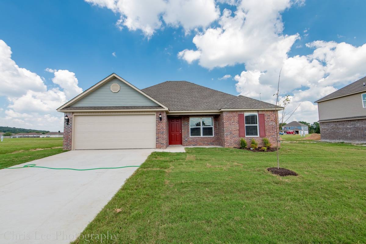 House for rent at 898 Ethan James St, Elkins, AR 72727