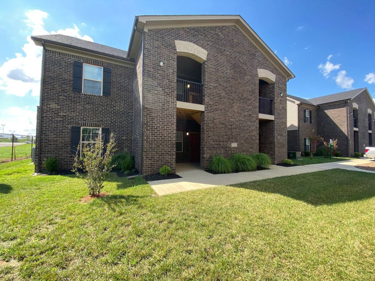 Apartment for rent at 5878 Old Nashville Rd, Bowling Green, KY 42104