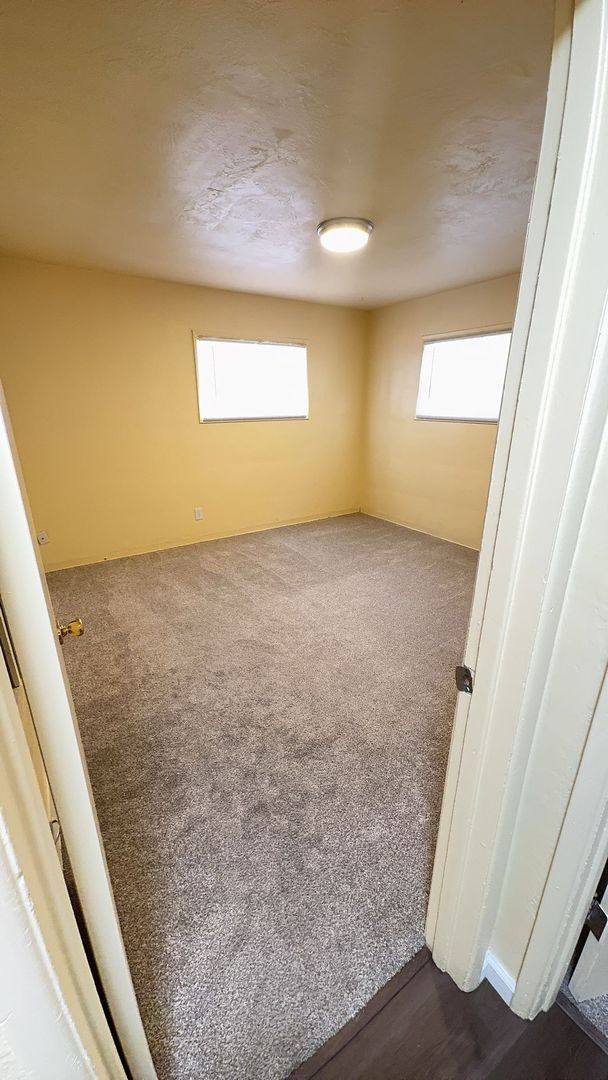 Apartment for rent at 802-814 Oak St, Medford, OR 97501