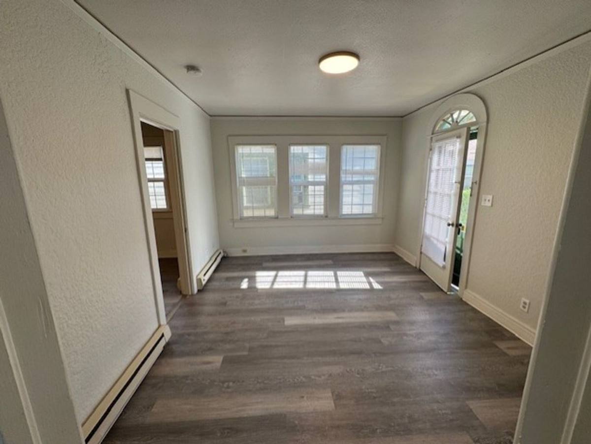Apartment for rent at 511-527 Dakota St, Medford, OR 97501