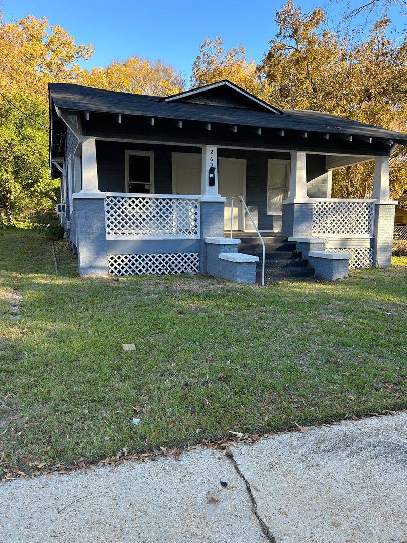 House for rent at 262 E 68th St, Shreveport, LA 71106