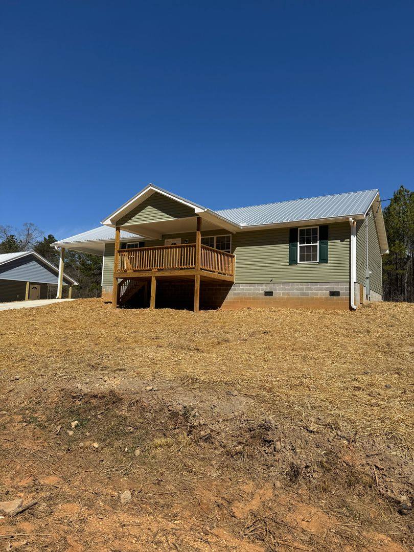 House for rent at 264 Silver Run Rd, Munford, AL 36268