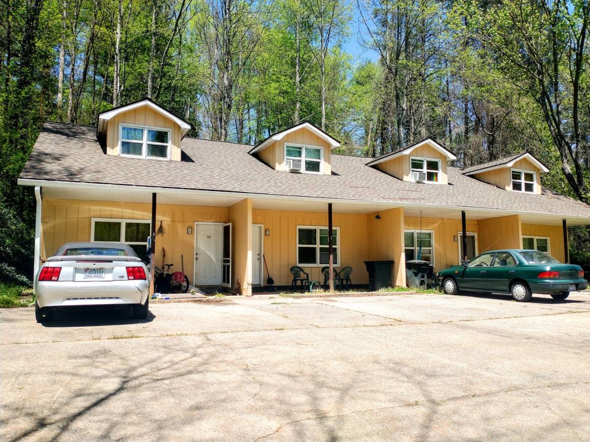 Townhouse for rent at 419 N Country Club Blvd #D2, Cullowhee, NC 28723