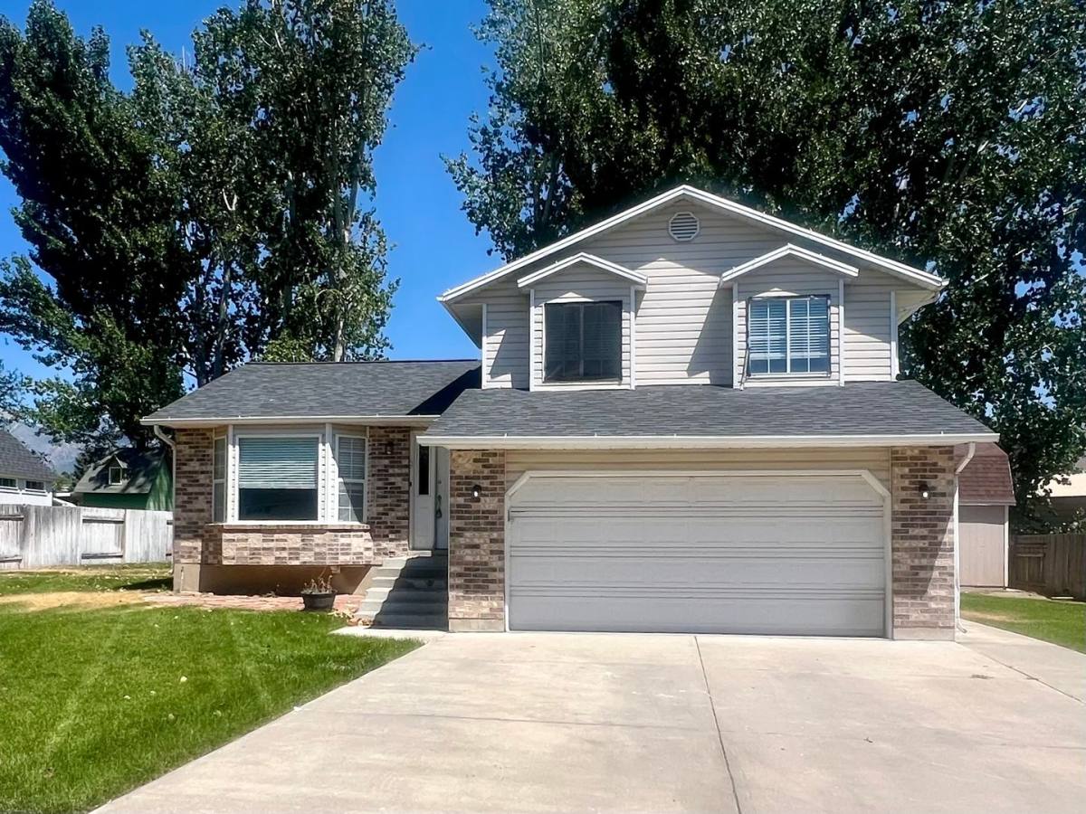 House for rent at 1412 N 220 E, Lehi, UT 84043