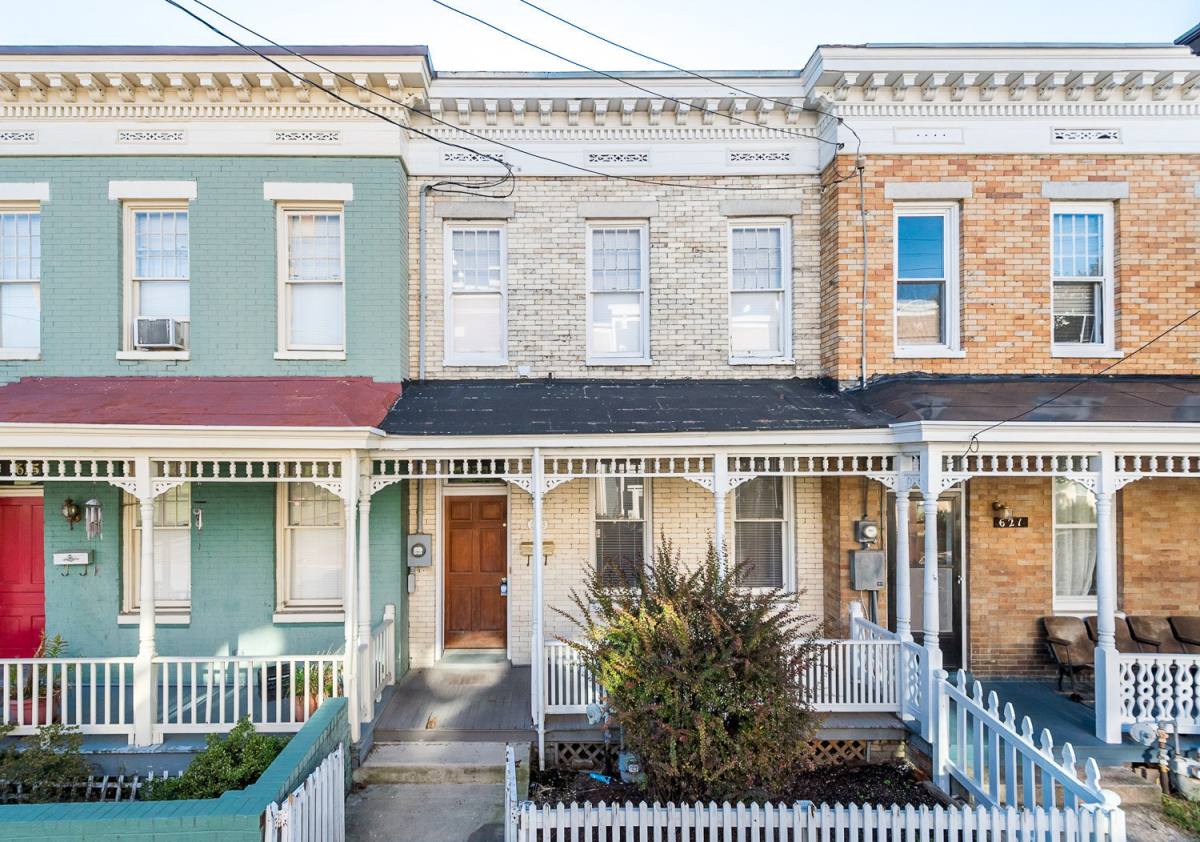 Townhouse for rent at 623 St James, Richmond, VA 23220