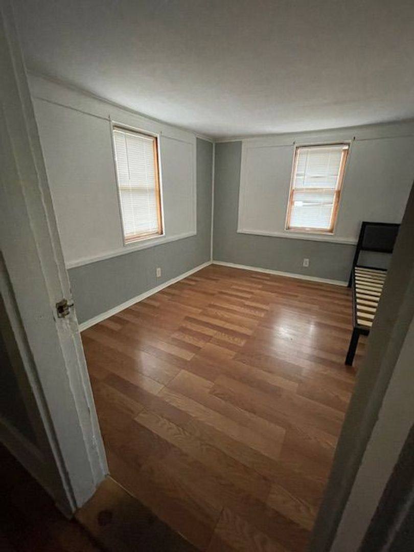 Apartment for rent at 323 Wellington Ave, Rochester, NY 14619