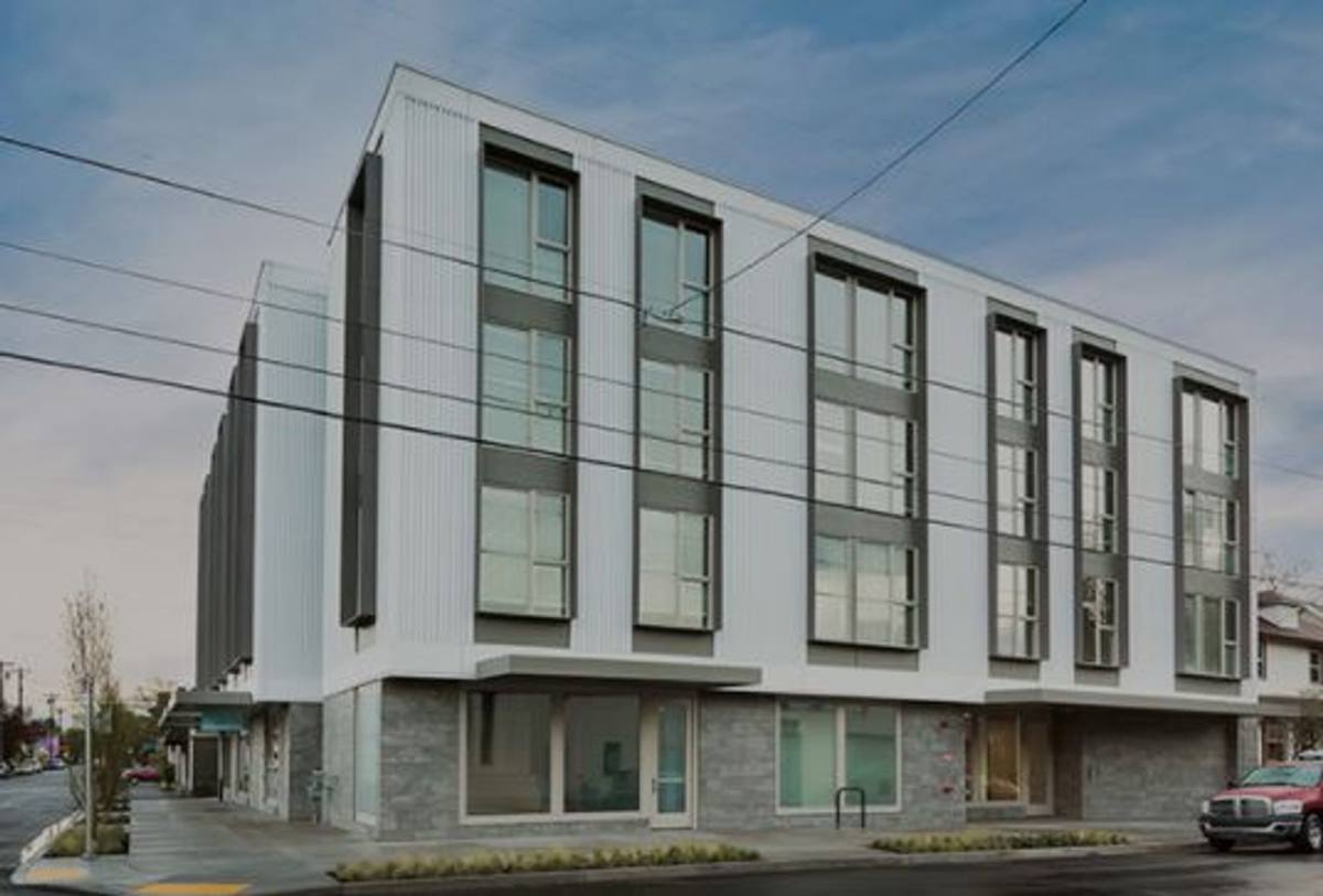 Apartment for rent at 1313 SE Spokane St, Portland, OR 97202
