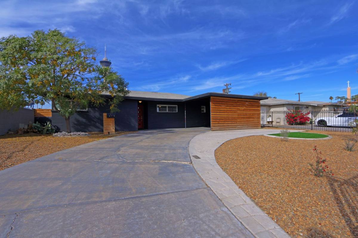 House for rent at 2108 S 6th St, Las Vegas, NV 89104