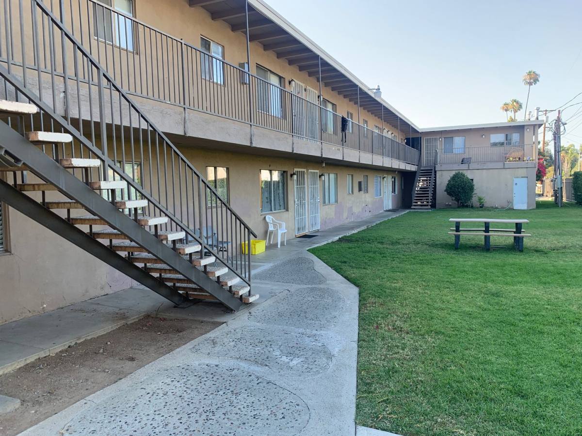 Apartment for rent at 1935 W Linden St, Riverside, CA 92507