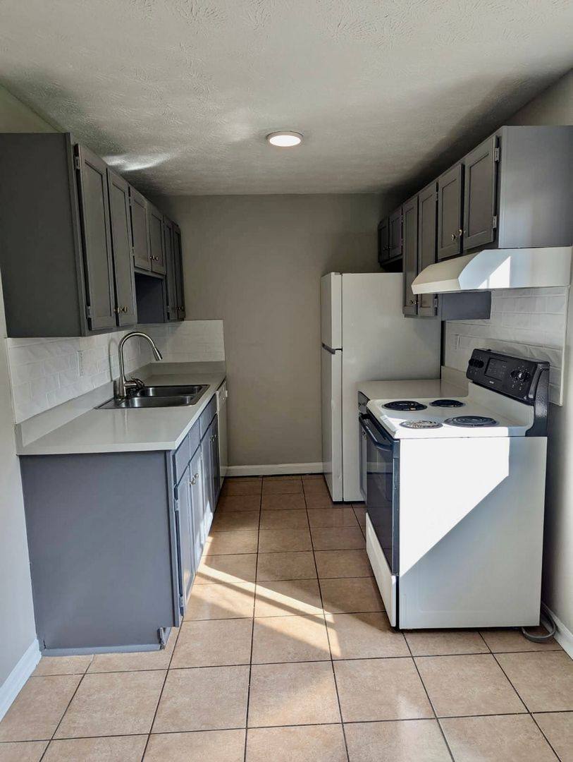 Apartment for rent at 521 S Main St #3, Englewood, OH 45322
