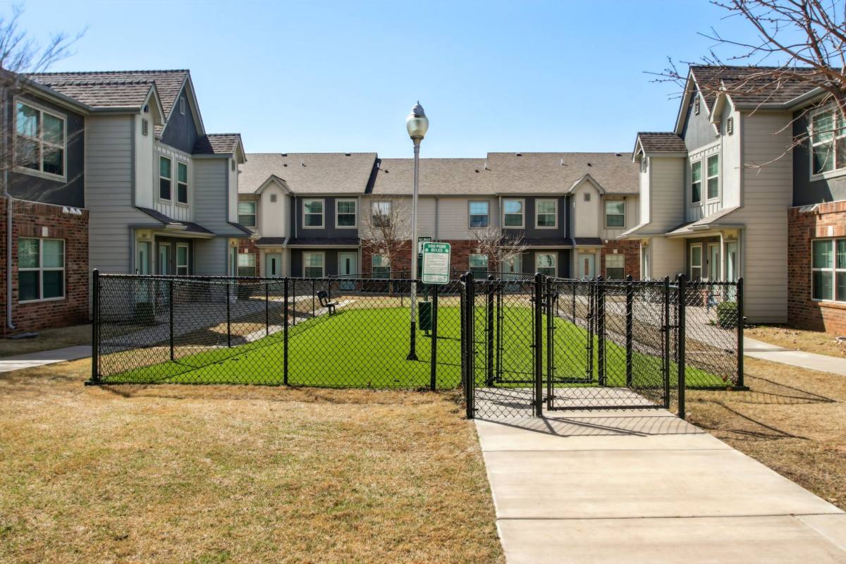 2501 Pendleton Dr, Norman, OK 73072 - Apartment for Rent - Image 5
