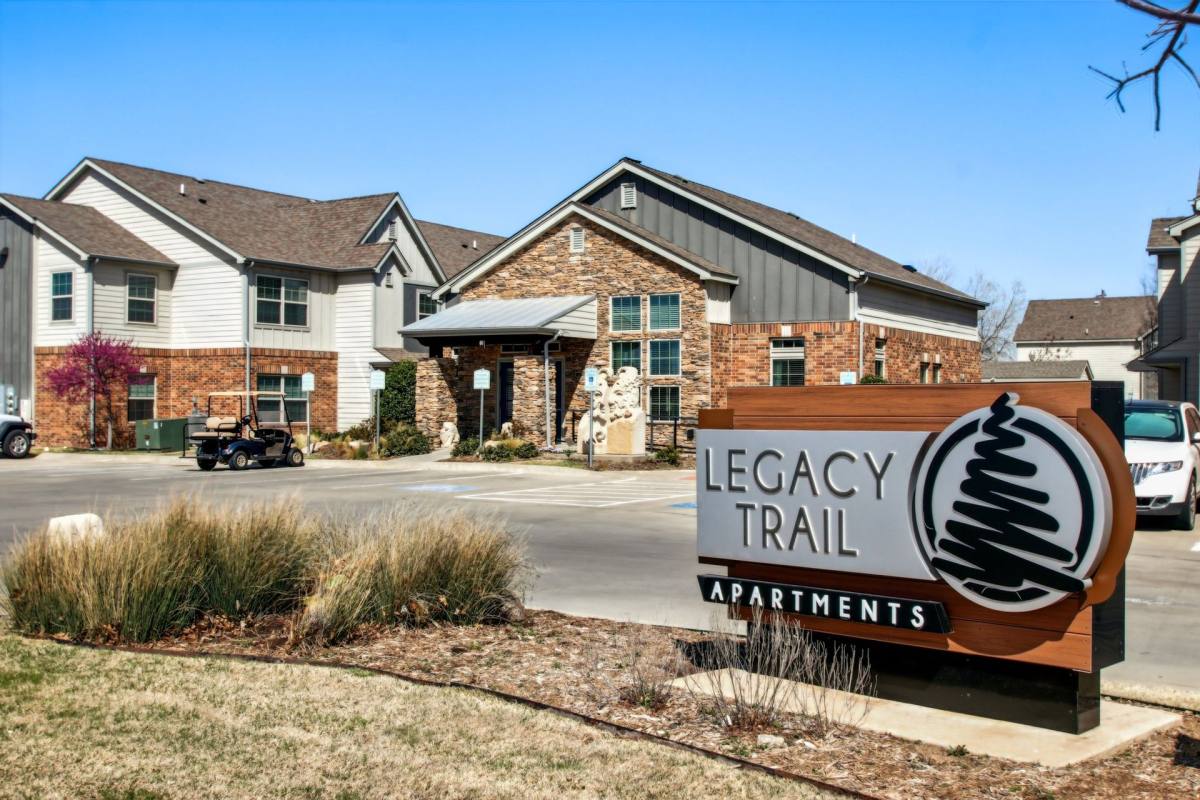 2501 Pendleton Dr, Norman, OK 73072 - Apartment for Rent