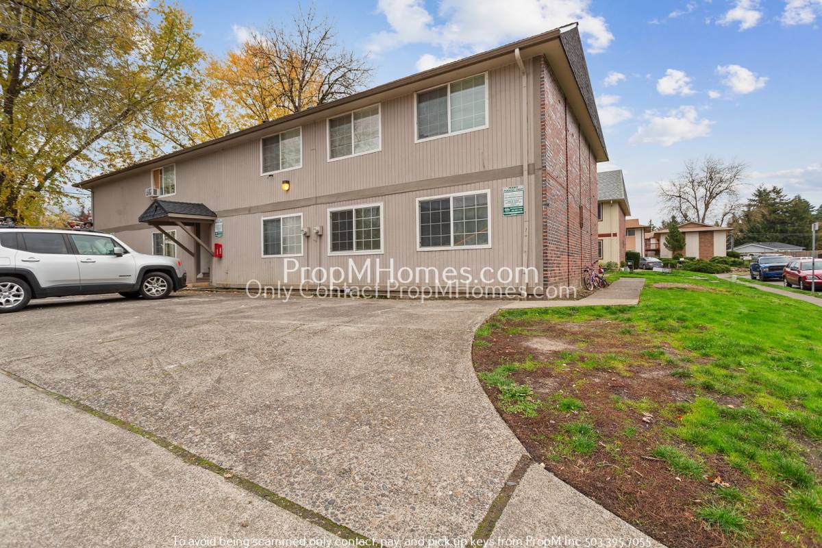 Apartment for rent at 3283 SW 126th Ave, Beaverton, OR 97005