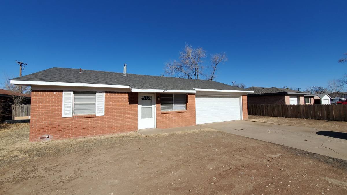 House for rent at 5210 Hillside Rd #1, Amarillo, TX 79109