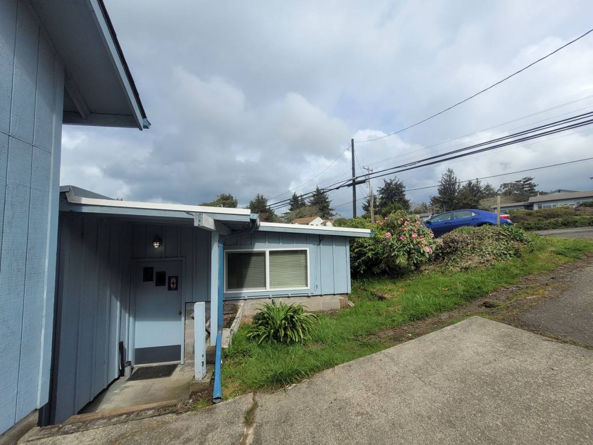 House for rent at 91655 Cape Arago Highway, Coos Bay, OR 97420