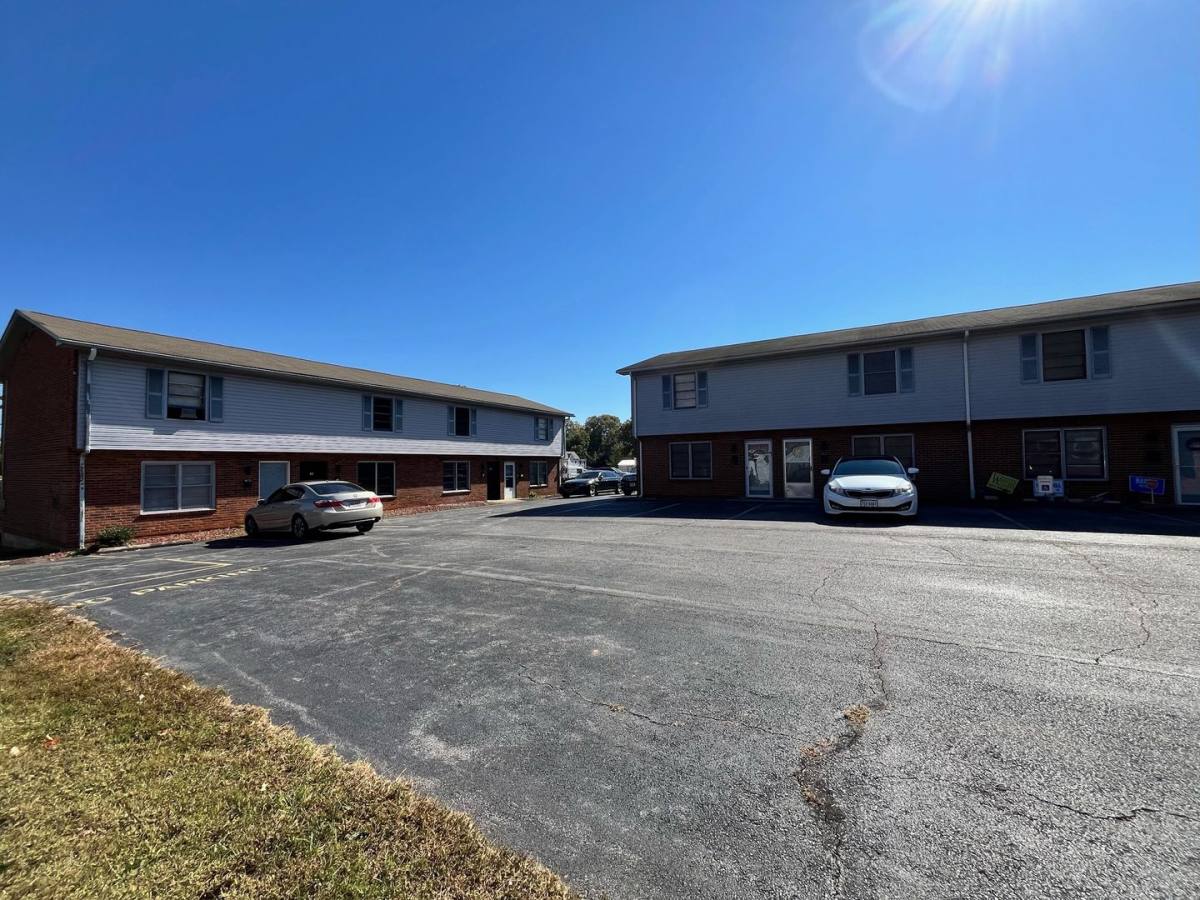 Apartment for rent at 605 Holbrook Ave, Danville, VA 24541