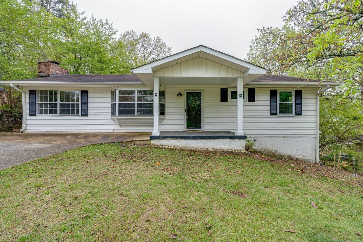 House for rent at 3706 Altamira Dr, Chattanooga, TN 37412