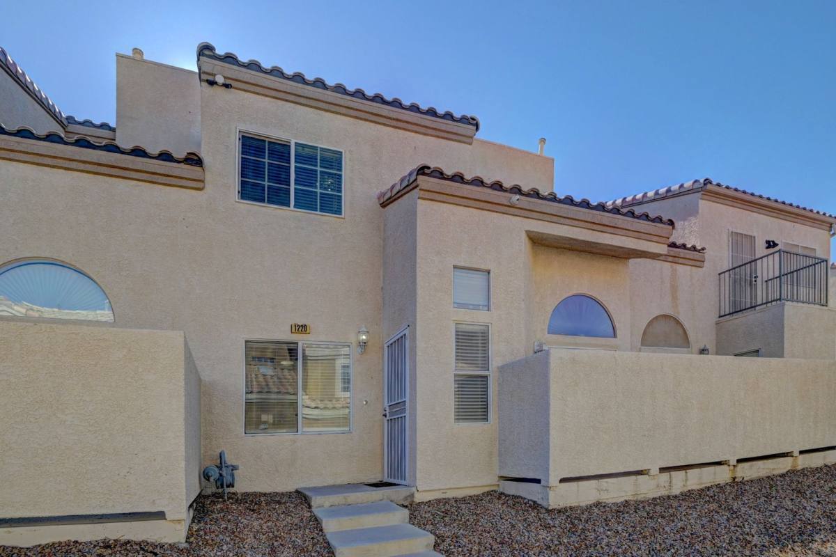 Townhouse for rent at 5450 Morris St, Las Vegas, NV 89122