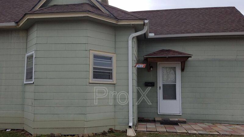 Apartment for rent at 302 E 7th St, Pittsburg, KS 66762