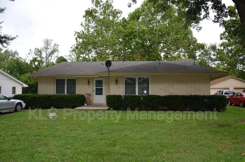 House for rent at 1550 NW 81st St, Clive, IA 50325