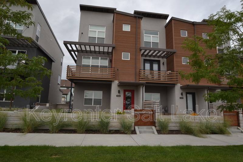 Townhouse for rent at 4642 W S Jordan Parkway, South Jordan, UT 84095