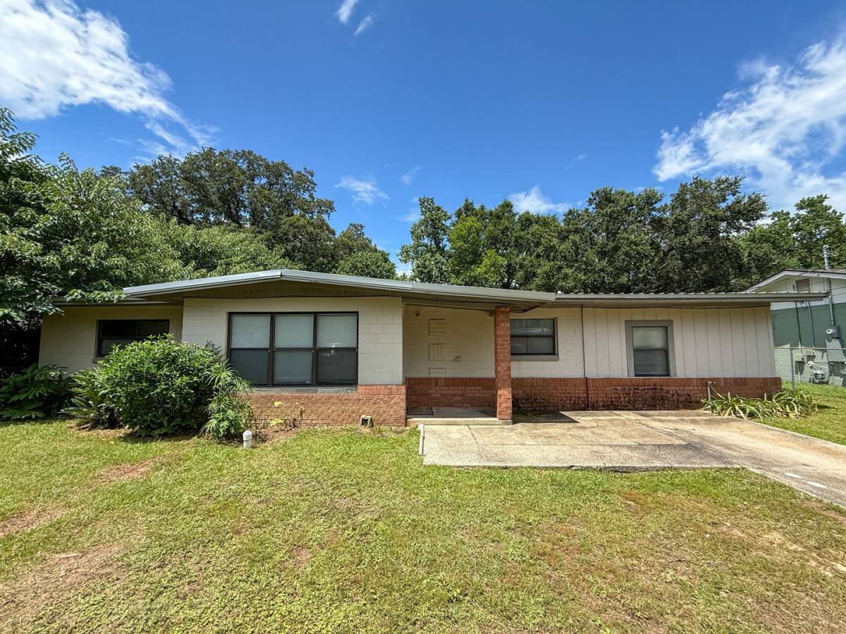 House for rent at 4525 Florelle Way, Pensacola, FL 32505