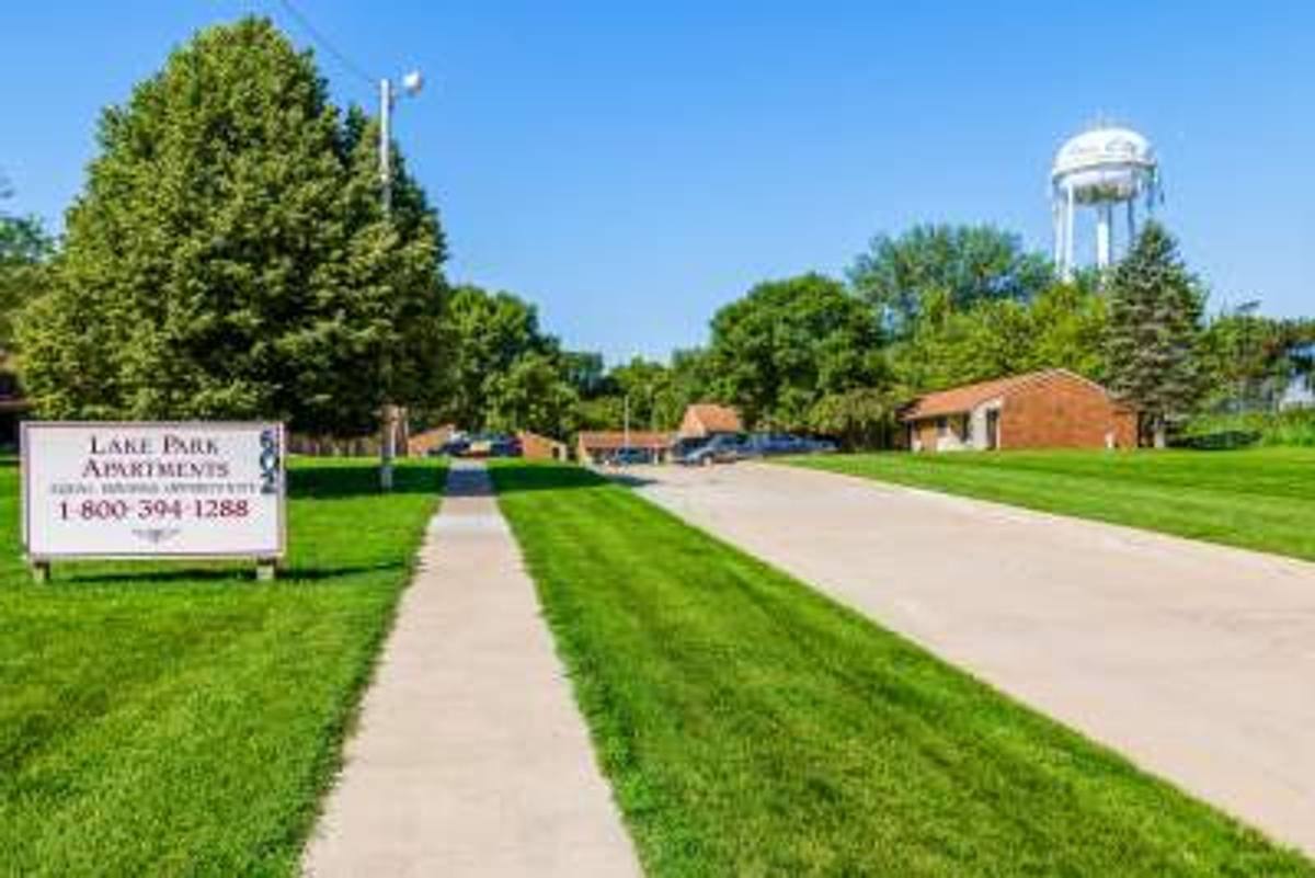 Apartment for rent at 602 W Van Dorn St, Polk City, IA 50226