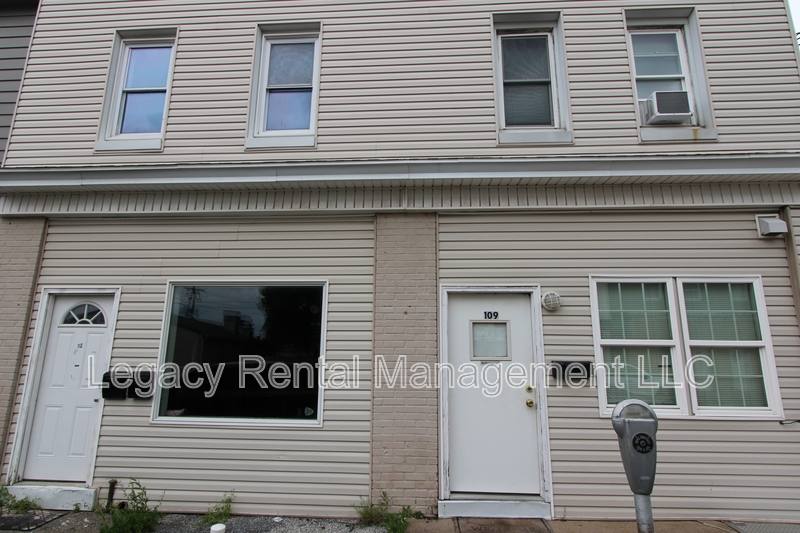 Apartment for rent at 113 A W Blaine St #1, McAdoo, PA 18237
