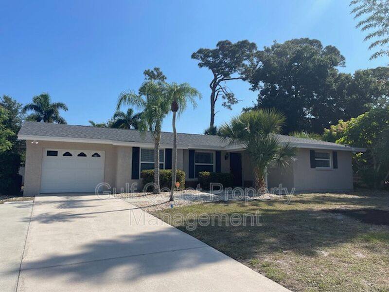 House for rent at 845 32nd St, Sarasota, FL 34234