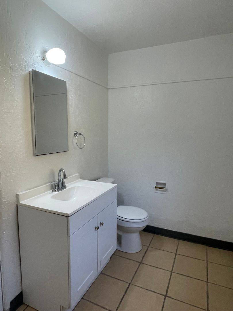 Apartment for rent at 4660 Westside Rd, Redding, CA 96001