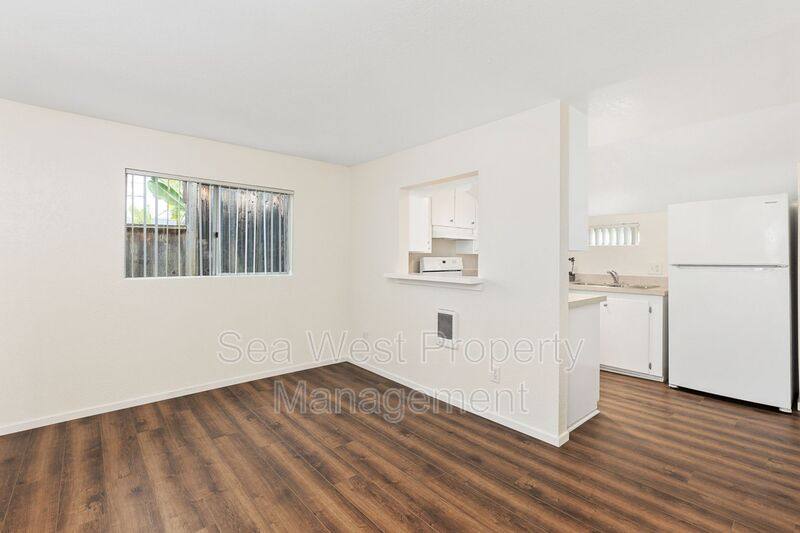 Apartment for rent at 2409 Newcastle #B, Cardiff By the Sea, CA 92007