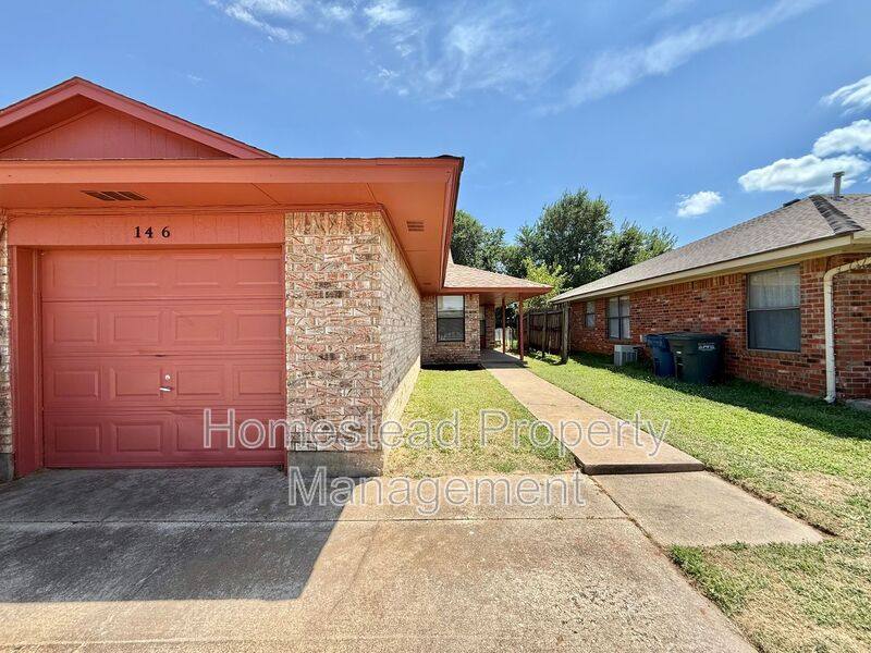 House for rent at 146 Barrett Place, Edmond, OK 73003