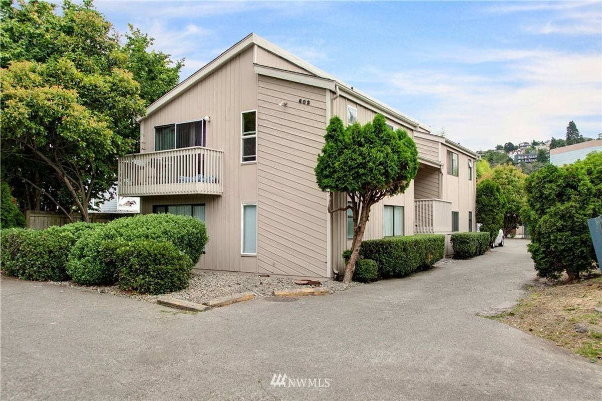 House for rent at 602 Burnett Ave S, Renton, WA 98057