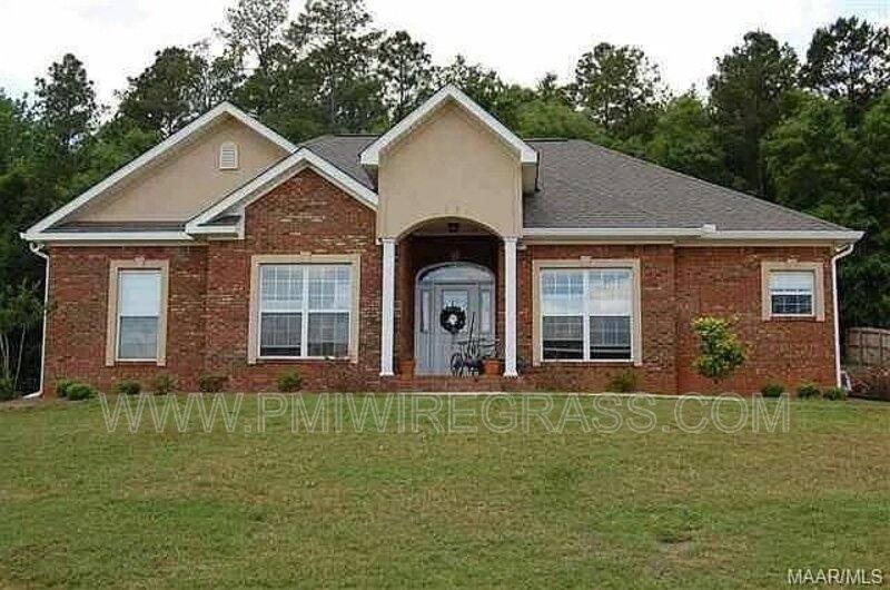 House for rent at 233 County Rd #165, New Brockton, AL 36351