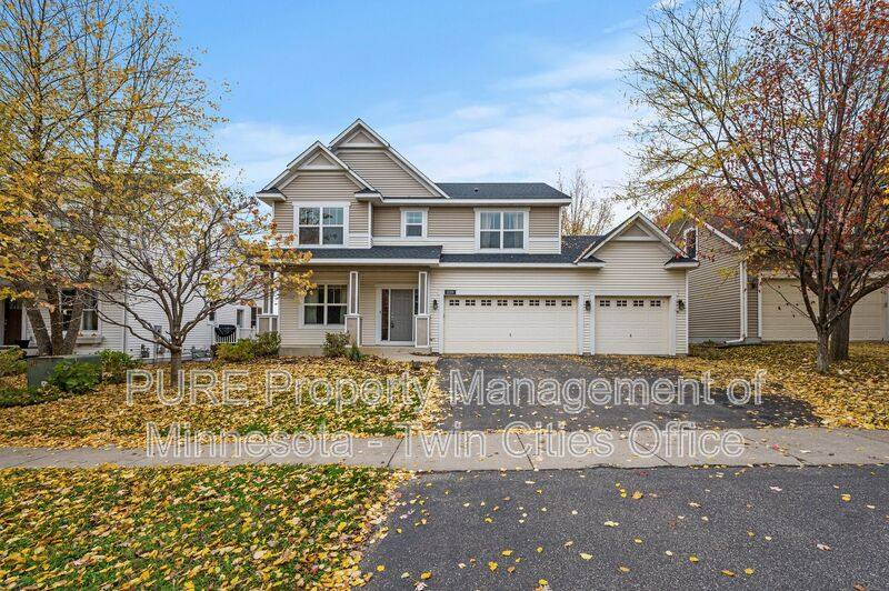 House for rent at 11318 Sundance Way, Saint Paul, MN 55129